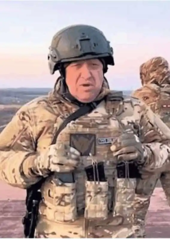 Evgeny Prigozhin in divisa militare 