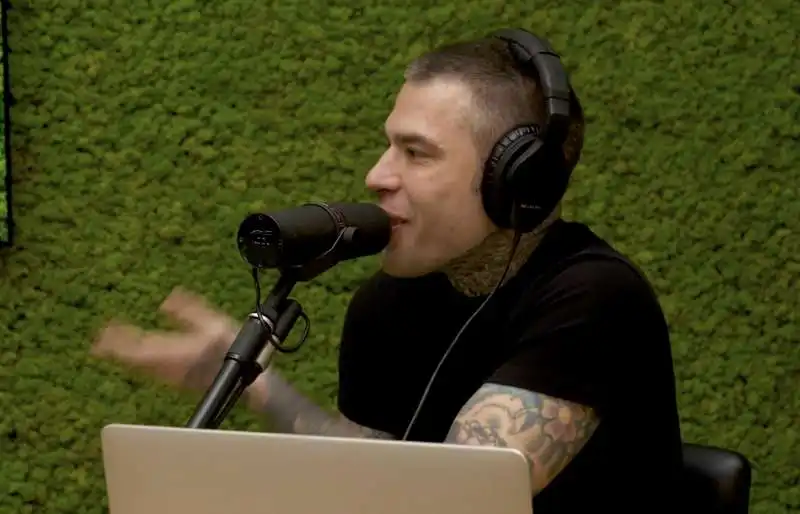 fedez parla con cecilia strada a muschio selvaggio 1