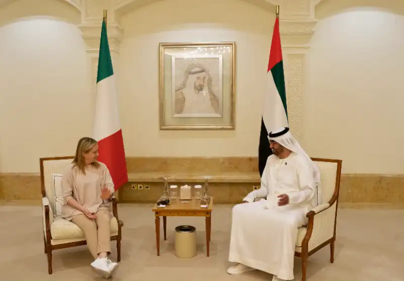 GIORGIA MELONI AD ABU DHABI CON ANTONIO TAJANI