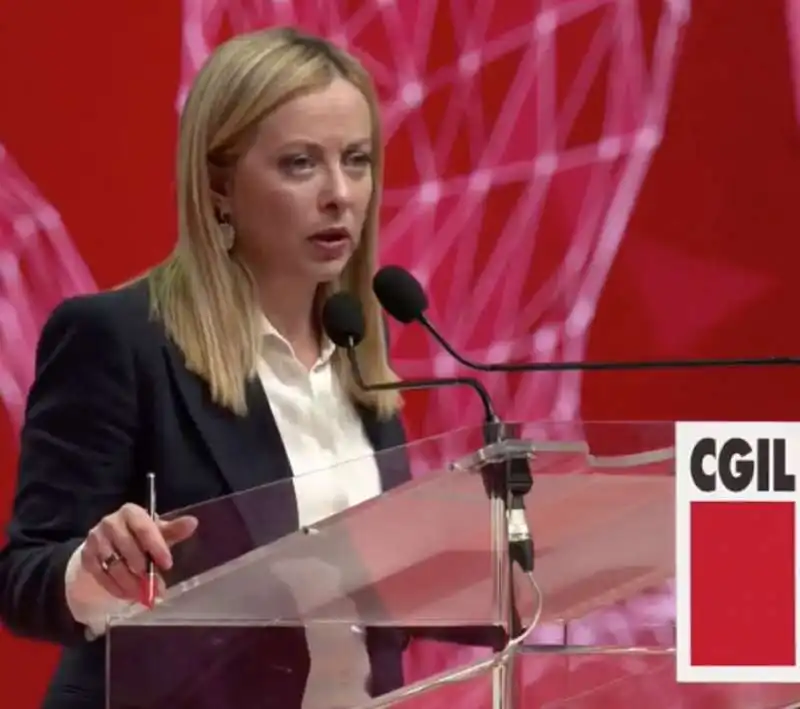 giorgia meloni parla al congresso della cgil 1