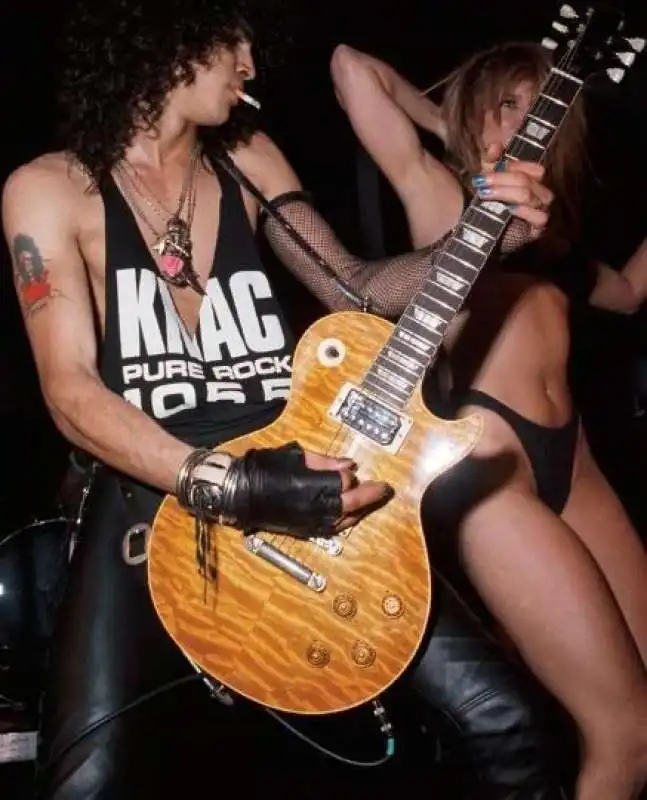 guns n roses   slash (4)