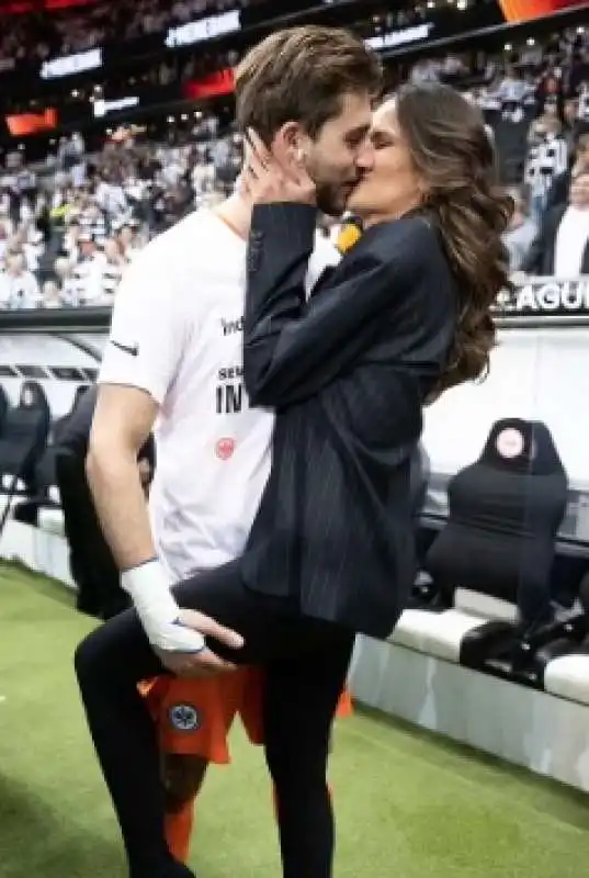 izabel goulart kevin trapp 3