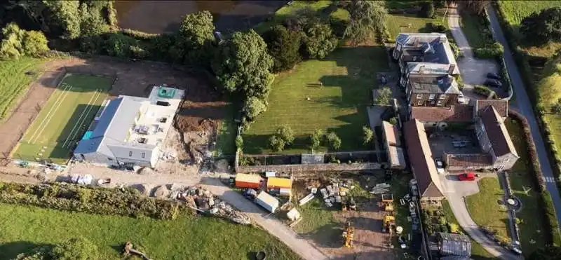 lavori per la costruzione della piscina nella villa di rishi sunak nel north yorkshire 5