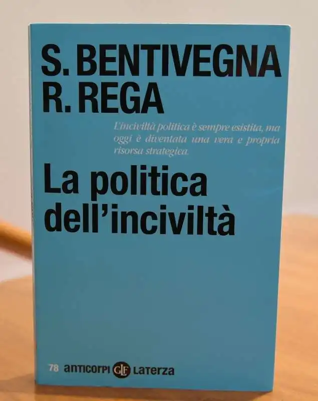 libro presentato