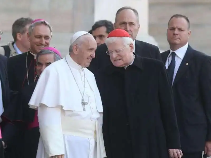 PAPA FRANCESCO E IL CARDINALE SCOLA