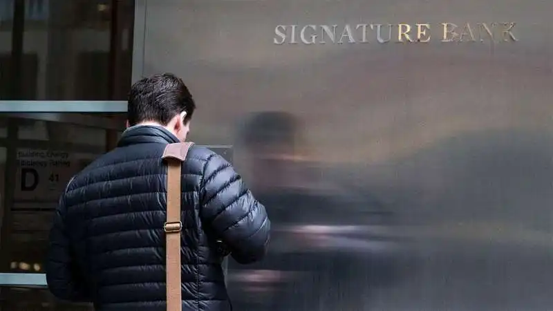 Signature Bank