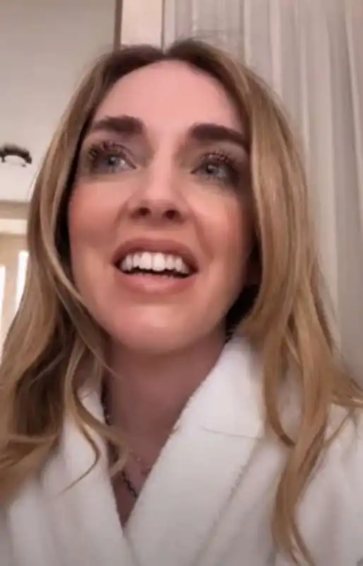 chiara ferragni piange sui social 15