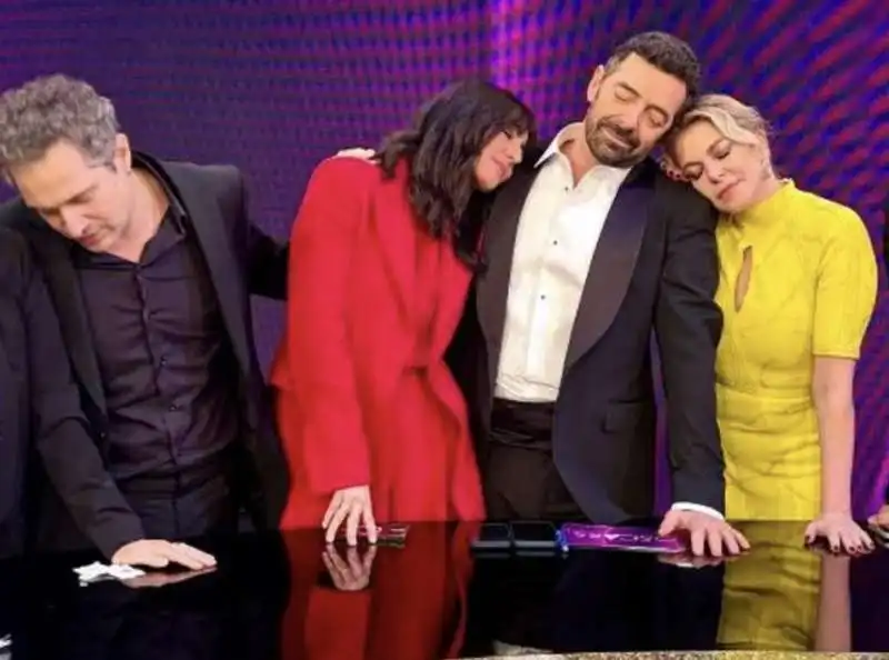 claudio santamaria   ambra angiolini   alberto matano   claudia gerini   notte degli oscar 