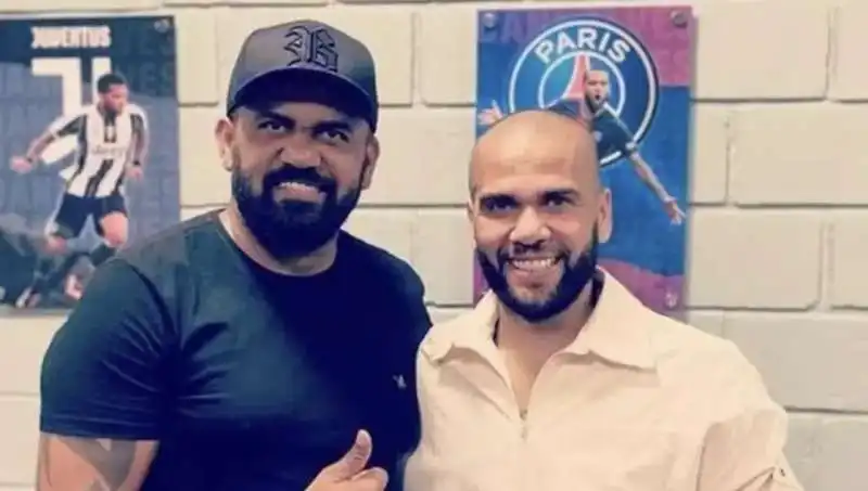 dani alves e suo fratello ney  6