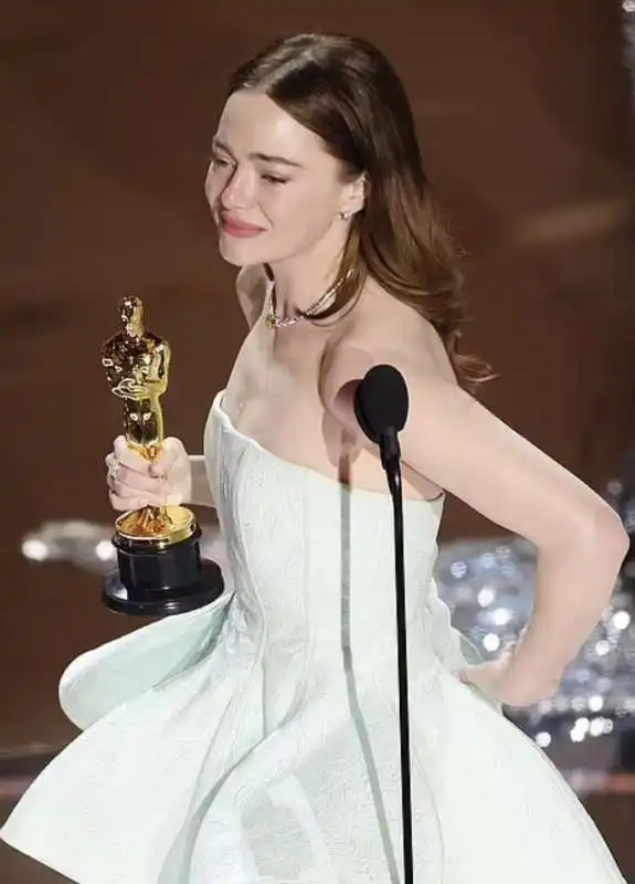 emma stone   oscar 2024 