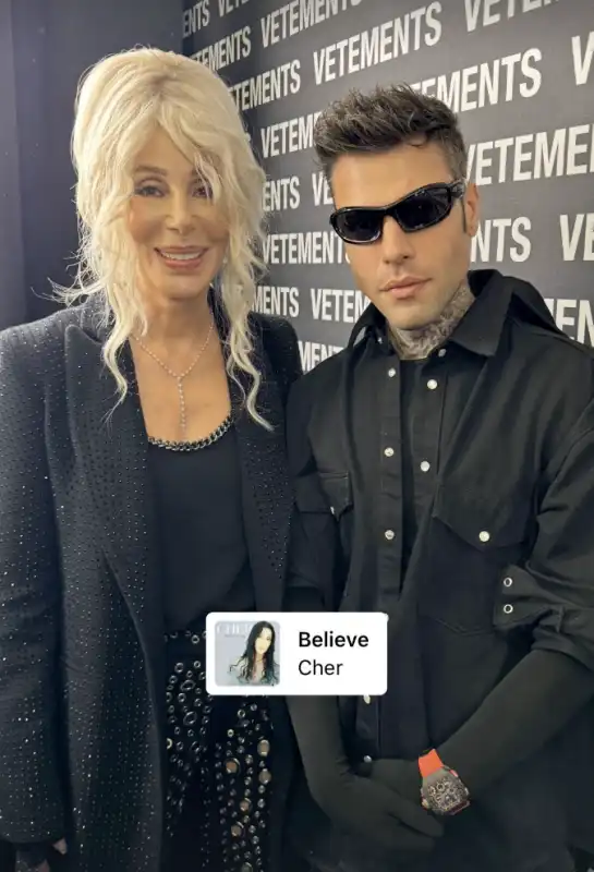 fedez e cher alla parigi fashion week 1