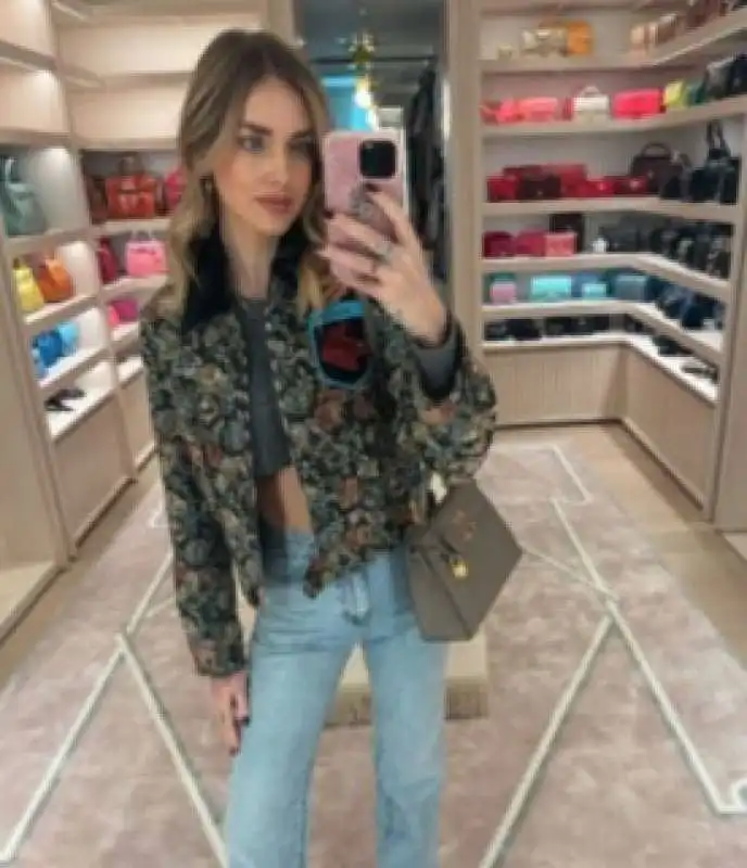 foto di chiara ferragni sul suo nuovo canale telegram