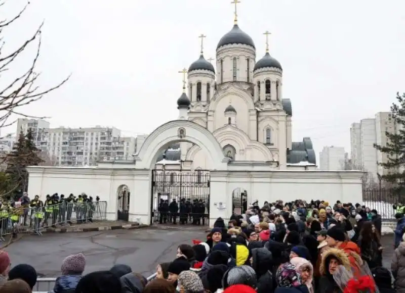 funerale di navalny a mosca 