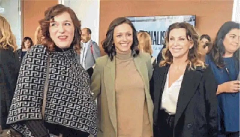 giovanna ianniello con le colleghe silvia cirocchi e manuela moreno