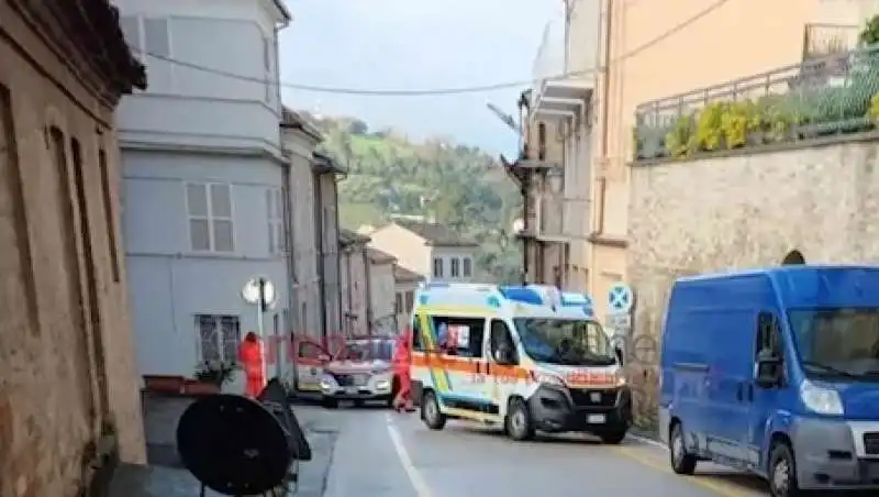 grottazzolina adolescente cade dal balcone e muore 1