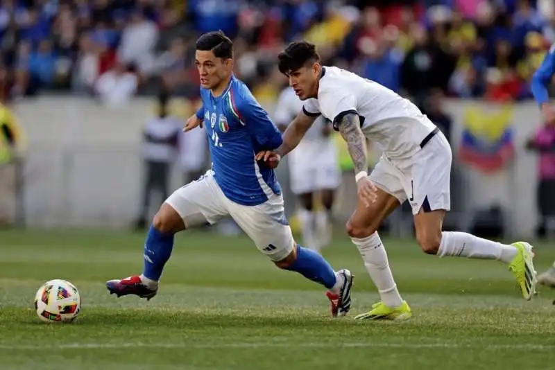 italia ecuador    6