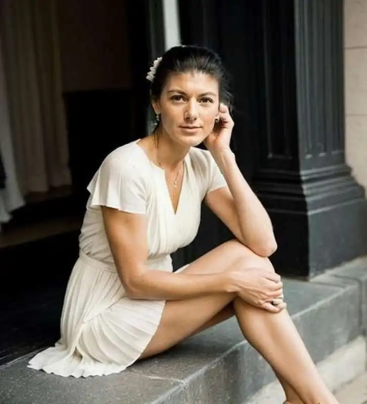 sahra wagenknecht  5