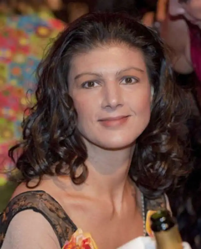 sahra wagenknecht  6