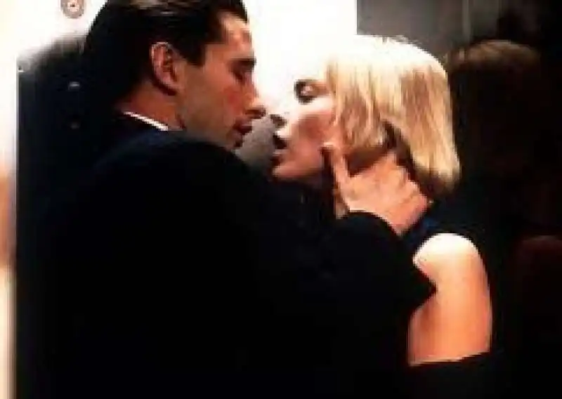 sharon stone e billy baldwin in silver 2