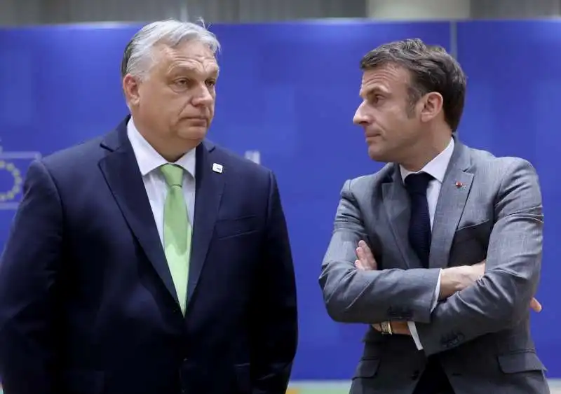 VIKTOR ORBAN EMMANUEL MACRON 