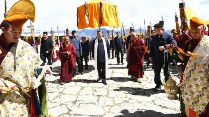 xi jinping in tibet. 