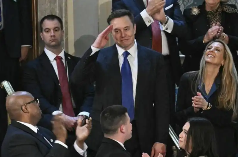 ELON MUSK AL CONGRESSO DURANTE IL DISCORSO DI TRUMP