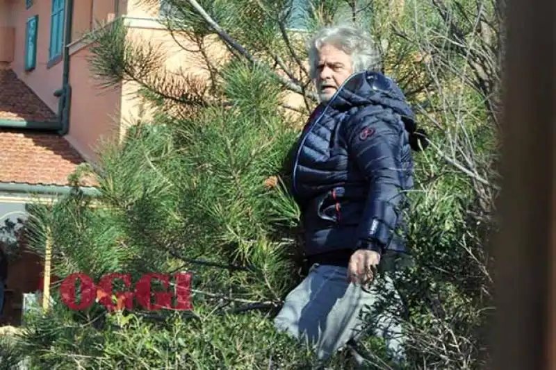 BEPPE GRILLO A MARINA DI BIBBONA FOTO DA OGGI 