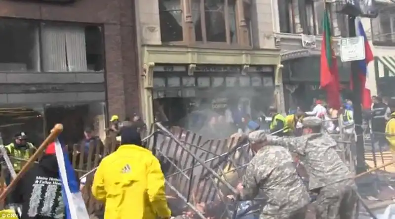 BOMBE MARATONA DI BOSTON 