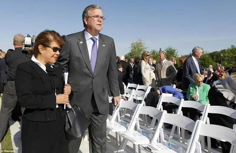 JEB BUSH E MOGLIE ALL'INAUGURAZIONE DELLA GEORGE W BUSH LIBRARY