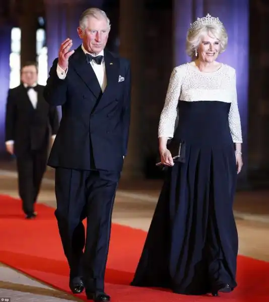 CARLO E CAMILLA ALLA CENA DI GALA DEI REALI OLANDESI 