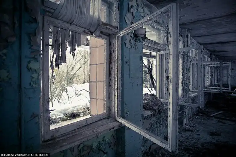 LA CITTa ABBANDONATA DI PRIPYAT NELLE FOTO DI HELENE VEILLEUX 