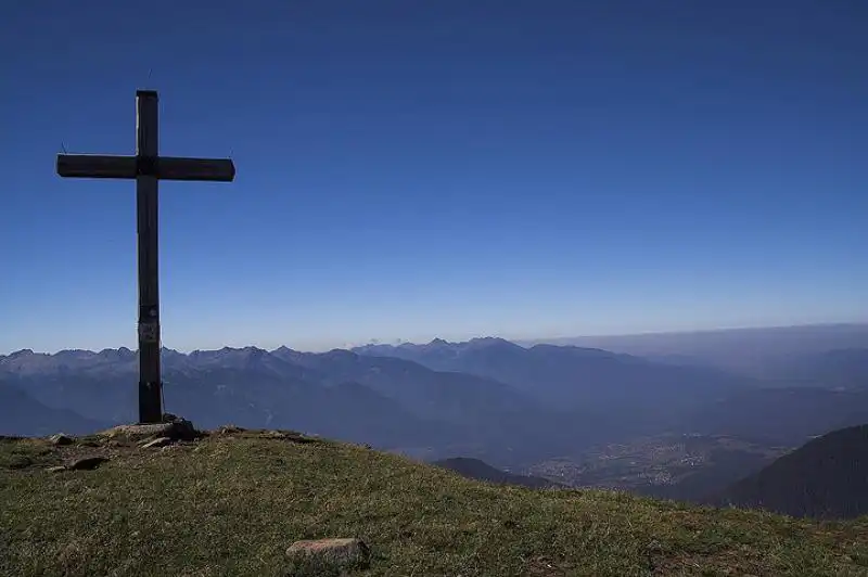 CROCE IN MONTAGNA 