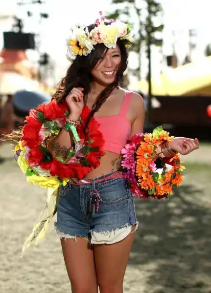 floral crowns were everywhere 