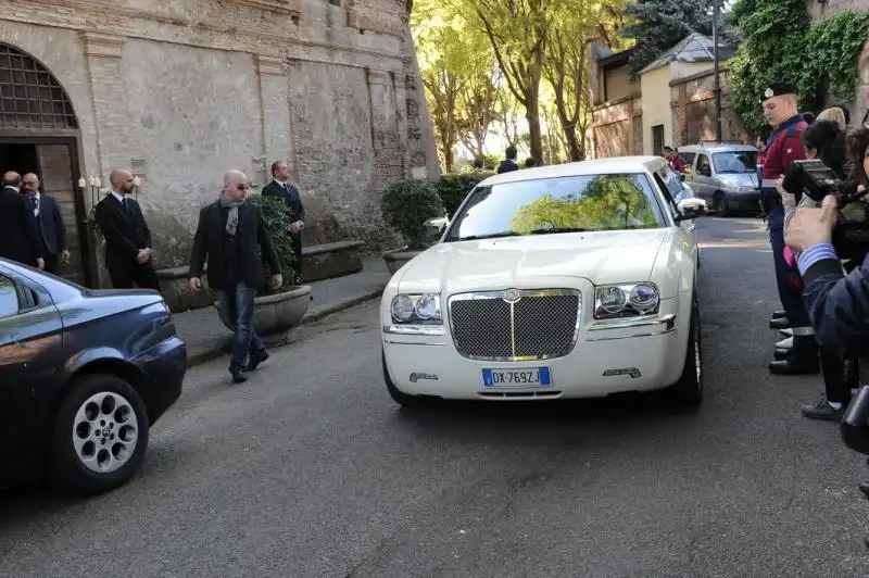 Limousine per gli ospiti 