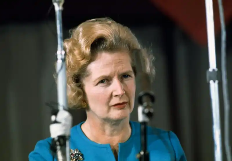 margaret thatcher piu giovane 