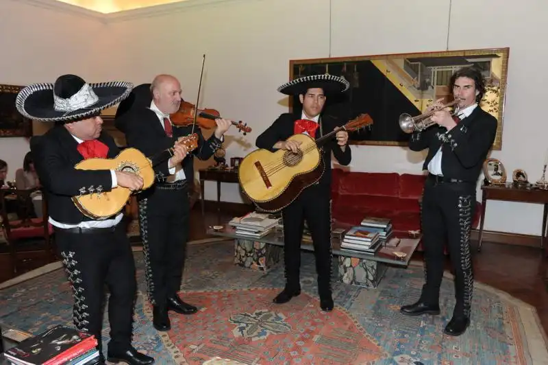 Mariachi Internacional 