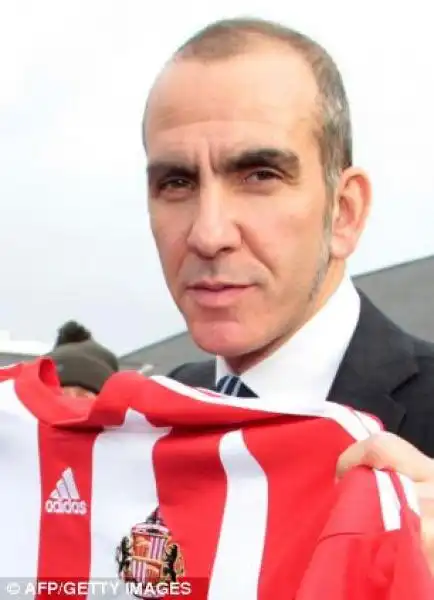 PAOLO DI CANIO CON LA MAGLIETTA DEL SUNDERLAND 