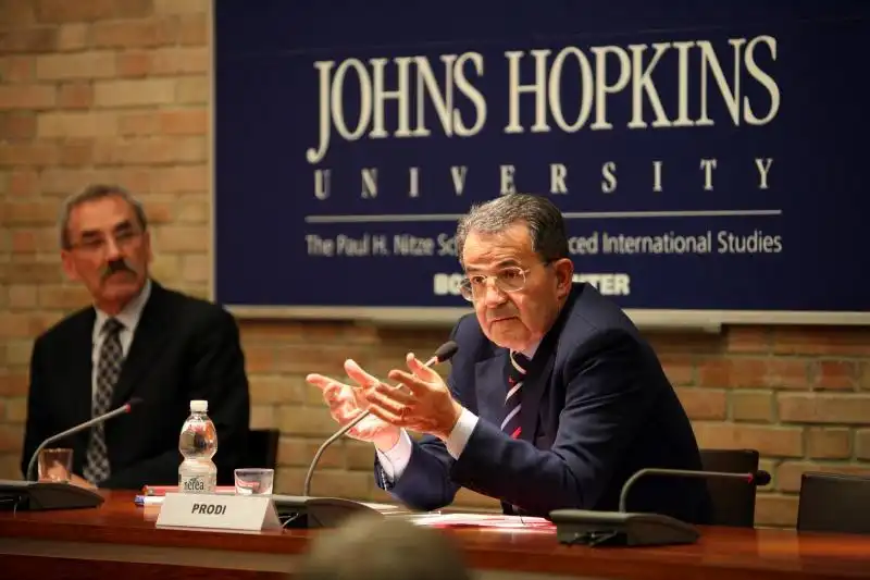 Prodi alla Sais johns hopkins bologna