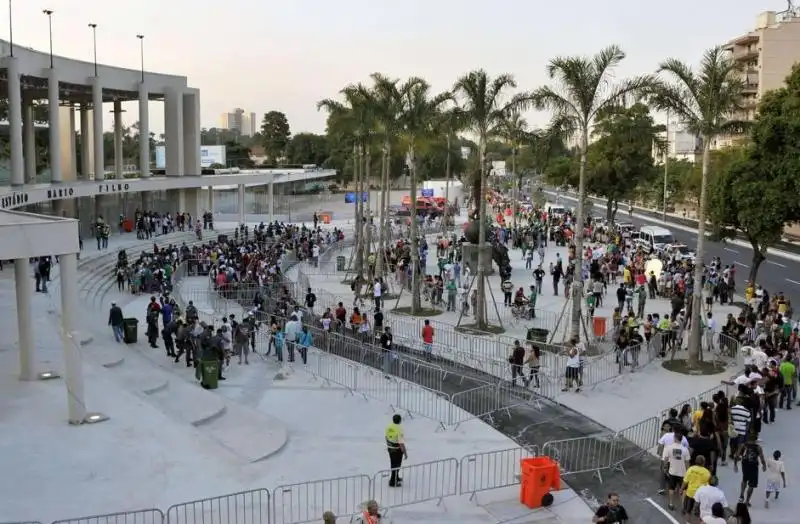 PROTESTE AL MARACANA 