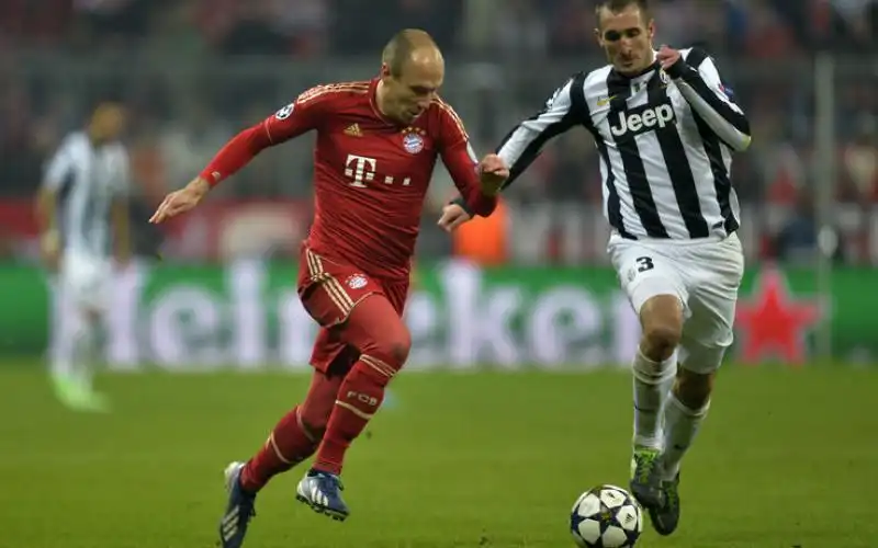 ROBBEN CHIELLINI - BAYERN JUVENTUS 