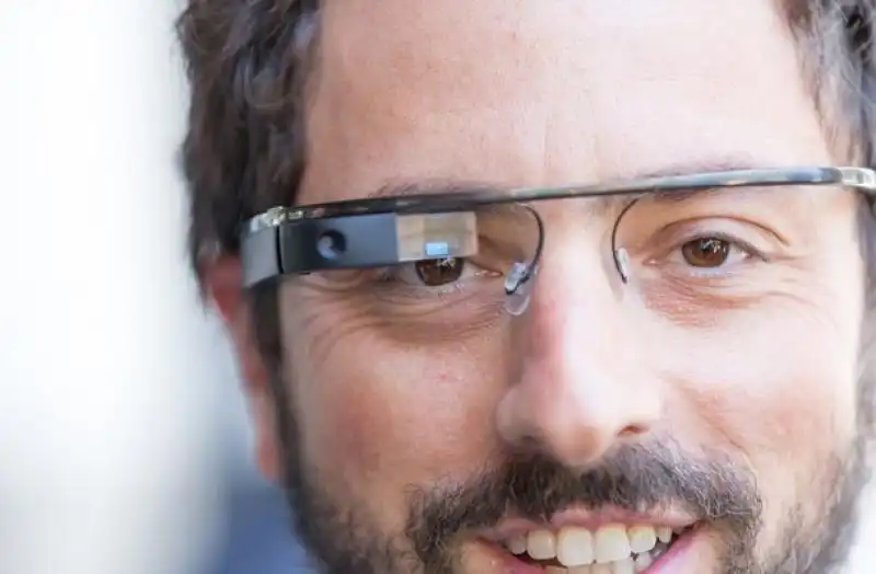 SERGEY BRIN CON I GOOGLE GLASS