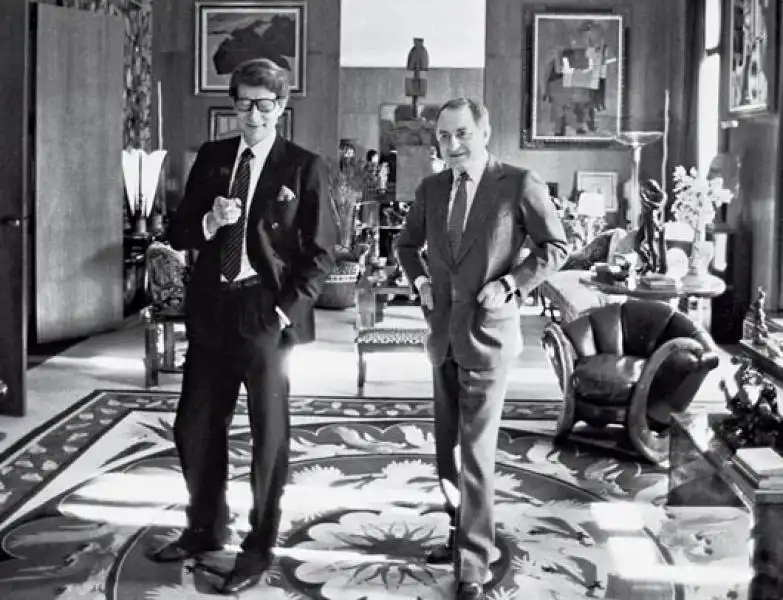 YVES SAINT LAURENT  E PIERRE BERGE