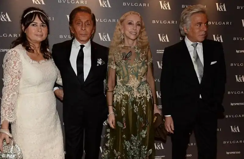 Alexandra Shulman Valentino Garavani Giancarlo Giammetti e Franca Sozzani che per il Daily Mail e solo una guest foto daily mail 