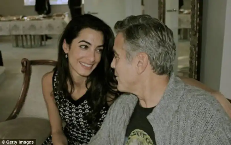 Amal Alamuddin e clooney article CAFE CA x 