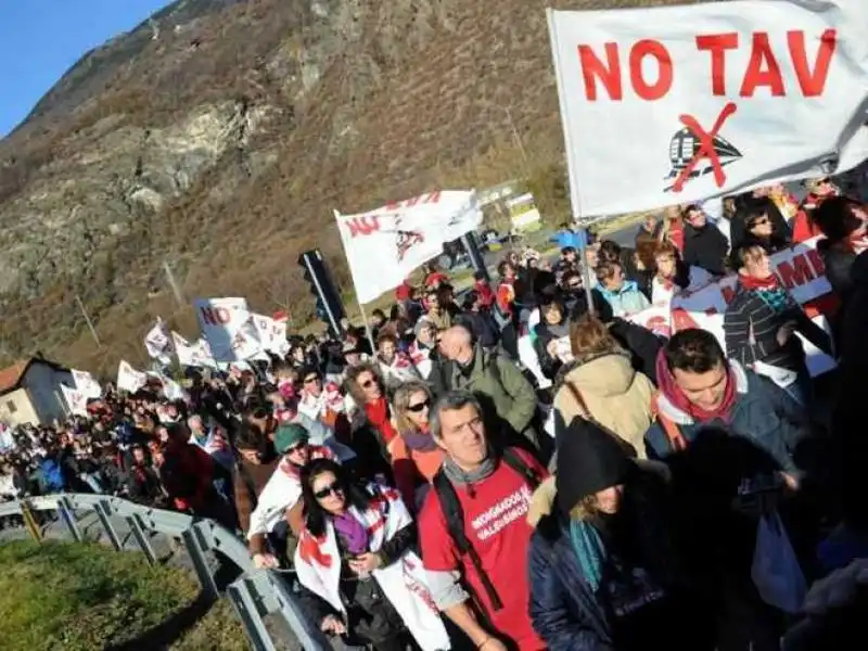 CORTEO NO TAV 