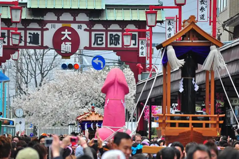 GIAPPONE FESTA DEL PENE 