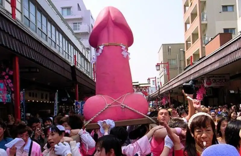 GIAPPONE FESTA DEL PENE 