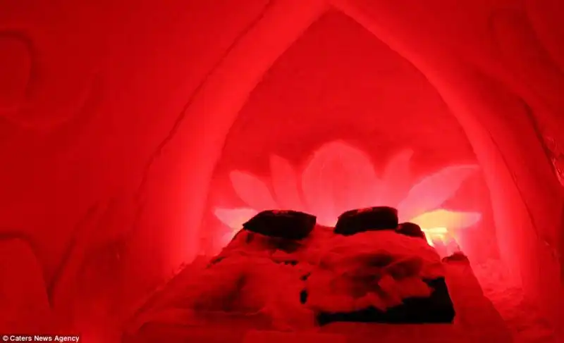 Una matrimoniale allo snow hotel 