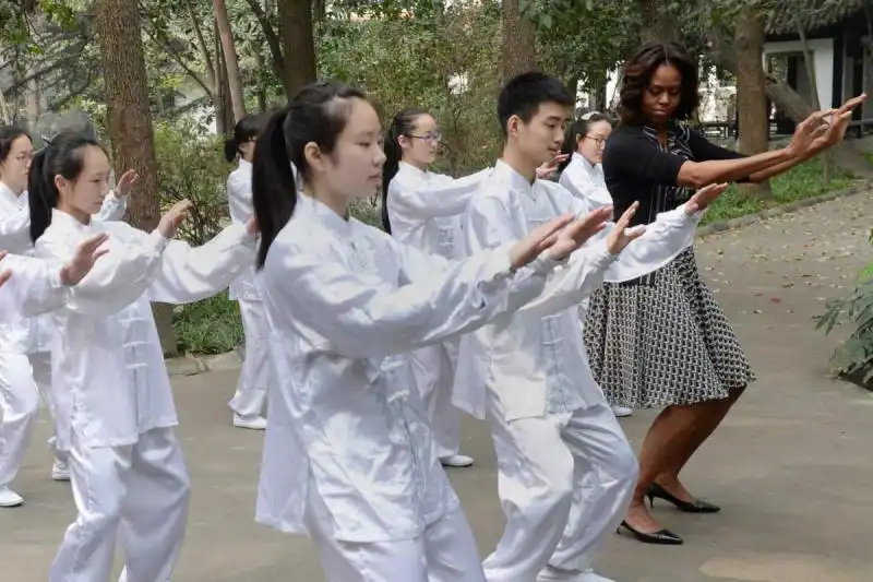 Michelle Obama fa Tai Chi in Cina 