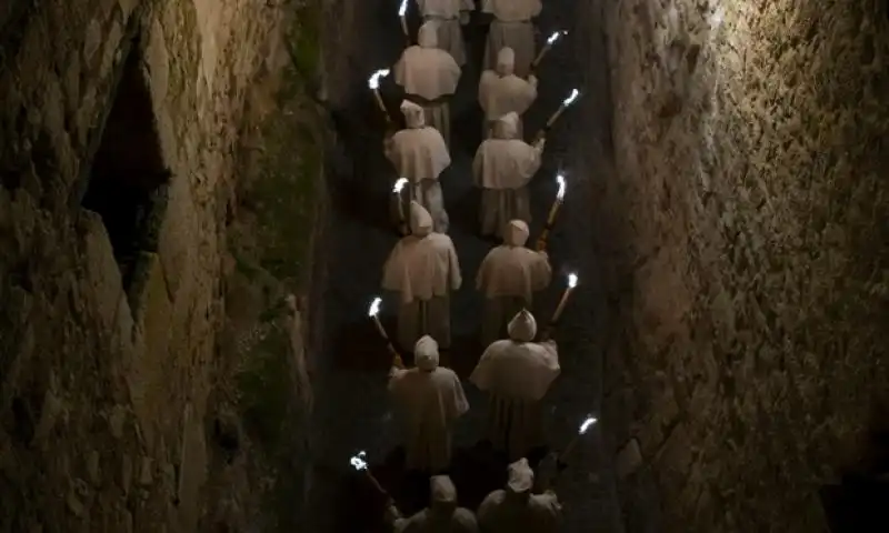 Penitenti di Zamora in Spagna jpeg